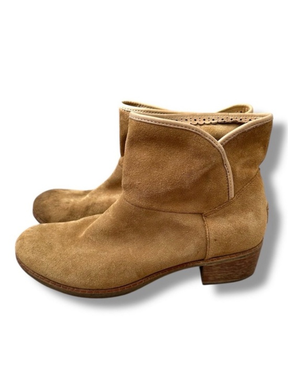 UGG Darling Beige Suede Heeled Ankle Bootie Women's Size 9 Coastal Cowgirl